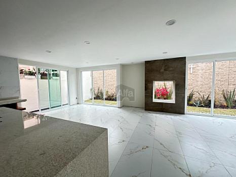 Casa de 5 recámaras en venta, ubicada en Gran Quinta Luxury Residencial Metepec