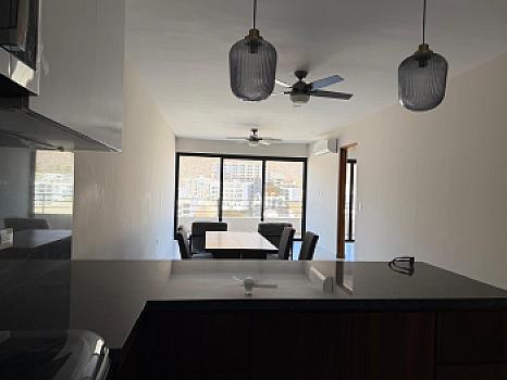 Se renta departamento amueblado de 2 recamaras en el condominio Breeze of Cabo San Lucas