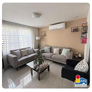 Casa en venta en Campoamor, Escobedo, Nuevo León.