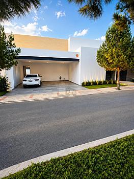 Casa en condominio en sale en Club de Golf la Loma, San Luis Potosí, San Luis Potosí