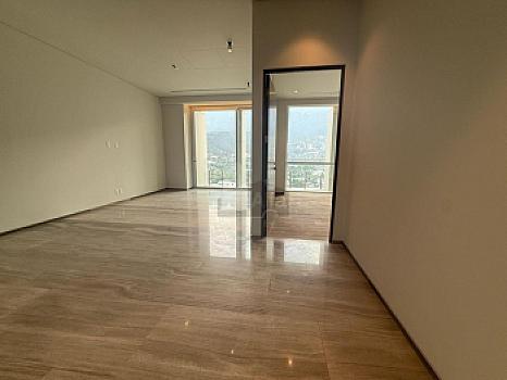 Departamento en renta en Punto Central, San Pedro Garza Garcia, Nuevo León.