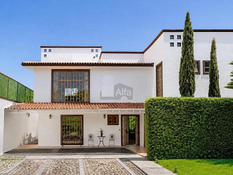 Jardín inmejorable, 540 m2 construcción Metepec