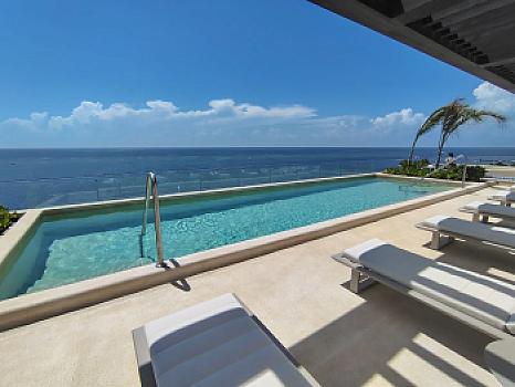 Oceanfront apartment in Puerto Morelos, Riviera Maya