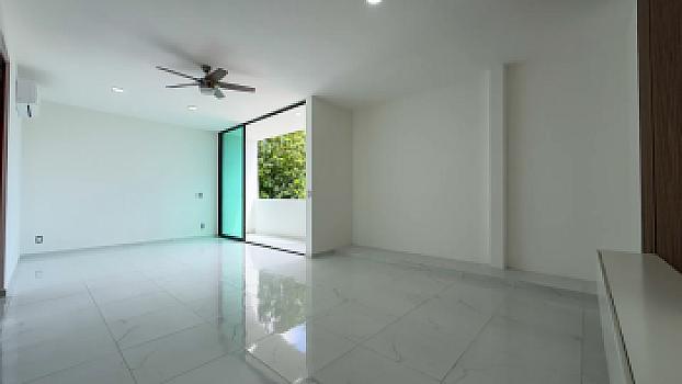 Casa Nueva en Venta en Parque Central Cholul | 3 Hab. + Estudio