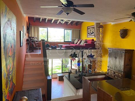 CASI BEACHFRONT Casa en Residencial a 500 metros de la playa