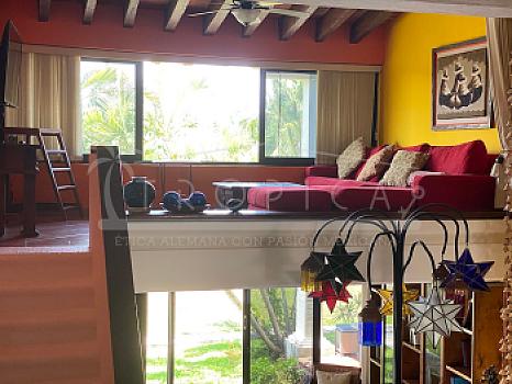 House in a complex 500 meters from the beach