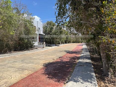 2 GRANDES TERRENOS EN VENTA ALDEA KAAN – PUERTO MORELOS EN LA CALLE DEL MANGLAR