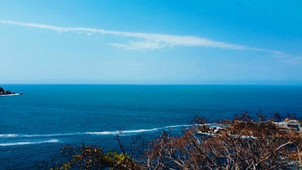 Terreno residencial frente al mar