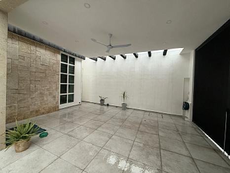 Casa de 4 recámaras y 3 baños en Gran Santa Fe Plus