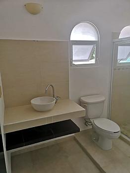 Casa de 4 recámaras y 4 baños en SM 17, Cayo Centro