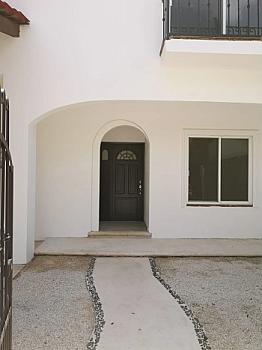 Casa de 4 recámaras y 4 baños en SM 17, Cayo Centro
