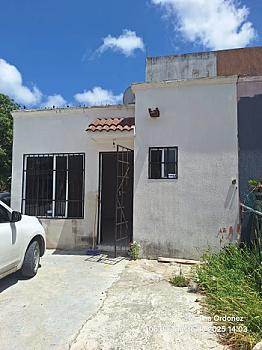 Casa de 1 recámara y 1 baño frente al parque | Haciendas del Caribe