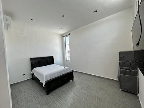 EN RENTA CASA EN PRIVADA DE ALTABRISA CON ALBERCA SIN MUEBLES O AMUEBLADA 3 RECÁMARAS 2.5 BAÑOS