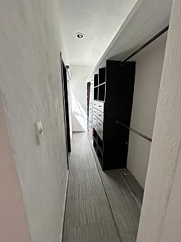 EN RENTA CASA EN PRIVADA DE ALTABRISA CON ALBERCA SIN MUEBLES O AMUEBLADA 3 RECÁMARAS 2.5 BAÑOS
