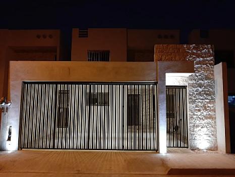 EN VENTA CASA EN LAS AMÉRICAS! MÉRIDA🏡✨ 2 NIVELES Y ALBERCA +GARAGE TECHADO