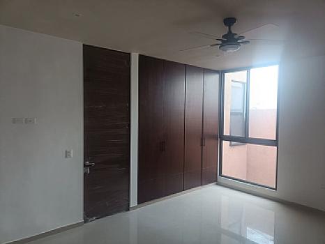 En venta hermoso Town House en Montebello Mérida 2 RECÁMARAS 3 BAÑOS ROOF TOP