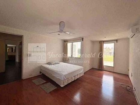 Delightful in Itzimna  -Casa de estilo contemporáneo en venta e