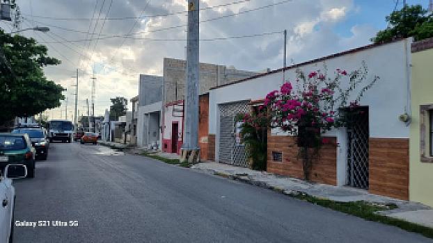 House for Sale located in Colonia Industrial, Mérida, very close to the renovated Parque La Plancha