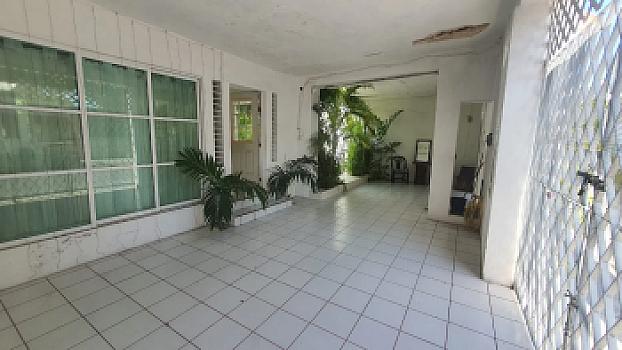 House for Sale located in Colonia Industrial, Mérida, very close to the renovated Parque La Plancha