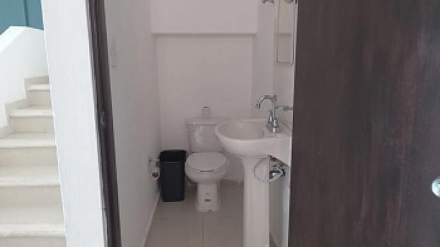 Casa amueblada con piscina de 3 recámaras en renta,  en Gran Santa Fe