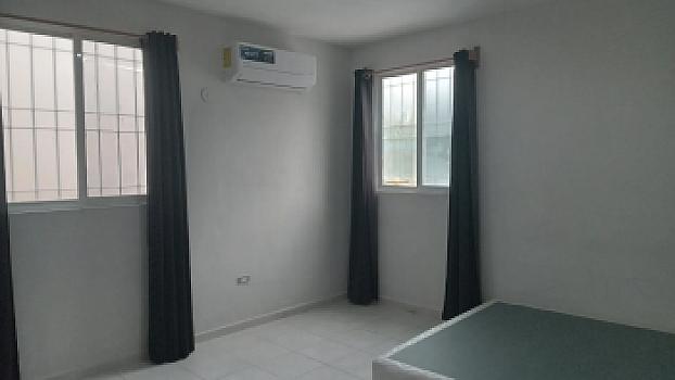 Casa semi amueblada en La Herradura II