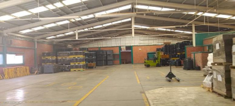 WAREHOUSE FOR RENT NORTH IN INDUSTRIAL ZONE