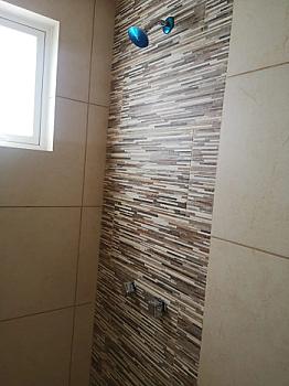 CASA EN VENTA, A 15 MIN DE GALERIAS METEPEC. UBICADA EN RESIDENCIAL QUINTO SOL.