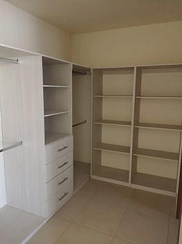 CASA EN VENTA, A 15 MIN DE GALERIAS METEPEC. UBICADA EN RESIDENCIAL QUINTO SOL.