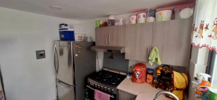 Venta de casa en Col. Gavilanes en la ciudad de Puebla, muy cerca de CU