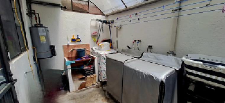 Venta de casa en Col. Gavilanes en la ciudad de Puebla, muy cerca de CU