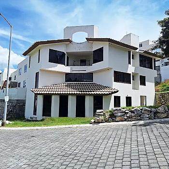 Venta de casa en Residencial Britania la Calera