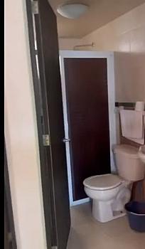 Casa dentro de fraccionamiento privado con 4 recámaras