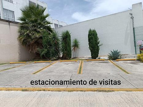 CASA EN VENTA EN FRACC. BOSQUES DE CHAPULTEPEC PUEBLA