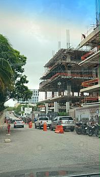 Venta Unico Terreno zona Cumbres residencial, comercial, servicios u oficinas hasta 8 víveres