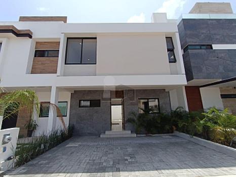 Casa en Venta – Residencial Arbolada, Cancún, Quintana Roo