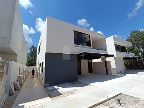 Casa en Venta – Residencial LOSANTOS, Cancún, Quintana Roo