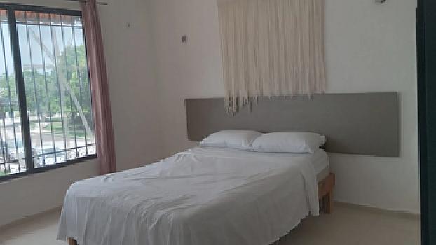 Casa amueblada con piscina en renta en Gran Santa Fe