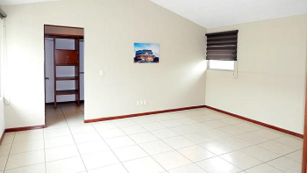 Hermosa Casa en San Martín del Tajo, Tlajomulco. 362 Mts.