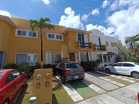 Casa en Venta 3recs, 2.5 baños, Residencial Privanza La Loma, Cancún, Quintana Roo