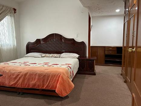 ESPACIOSA CASA A LA VENTA EN IZTAPALAPA