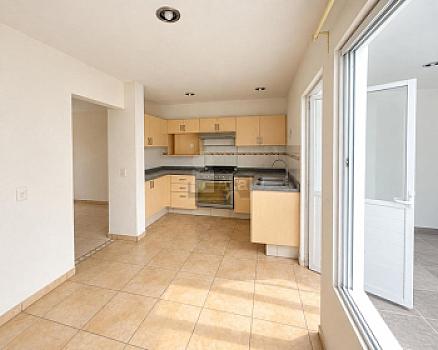 Casa en Renta | Paneles solares y A/A |
