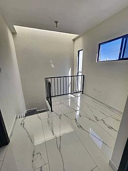 RENTA CASA EN RINCON DE OTAY TIJUANA