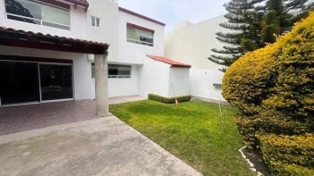 5 habitaciones,60 m2 de jardín.Tu hogar te espera