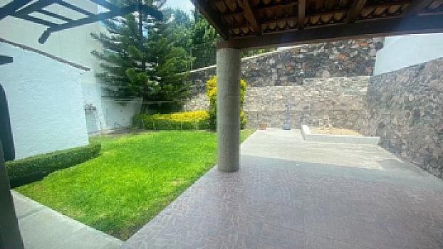 5 habitaciones,60 m2 de jardín.Tu hogar te espera