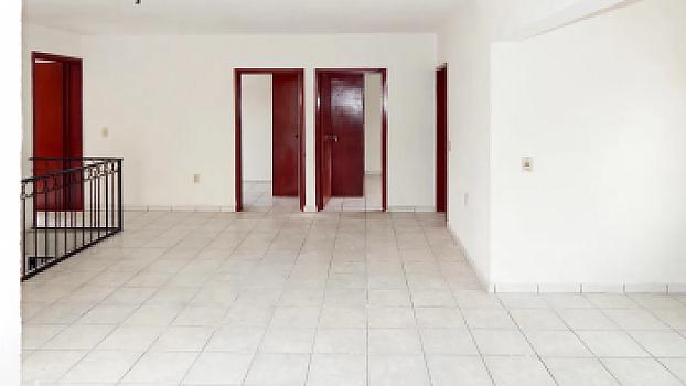 Casa en Col. Polanco, Guadalajara | 6 recámaras con potencial para DÚPLEX.