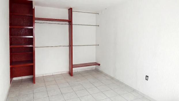 Casa en Col. Polanco, Guadalajara | 6 recámaras con potencial para DÚPLEX.