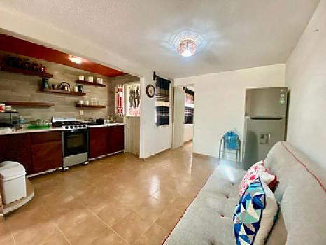 CASA EN VENTA FRACC LAURELES CERRADO