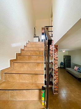 CASA EN VENTA FRACC LAURELES CERRADO