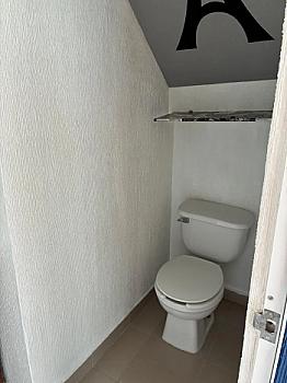 CASA EN  VENTA ,  FRACC PRIVADA DE LAS HACIENDAS, ZONA ZINACANTEPEC, EDO MEX. APLICAN CREDITO HIPOTECARIOS EN GENERAL