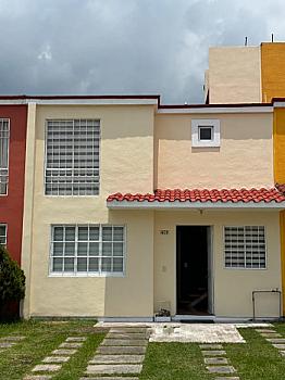 CASA EN  VENTA ,  FRACC PRIVADA DE LAS HACIENDAS, ZONA ZINACANTEPEC, EDO MEX. APLICAN CREDITO HIPOTECARIOS EN GENERAL